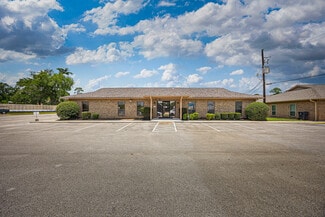 Plus de détails pour 105 Commercial Cir, Conroe, TX - Bureau à vendre