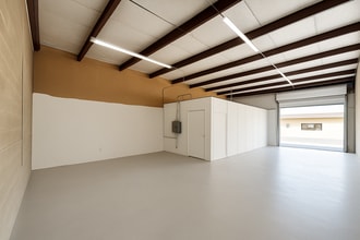 1000 Harrison Ave, Arlington, TX for lease Interior Photo- Image 1 of 2