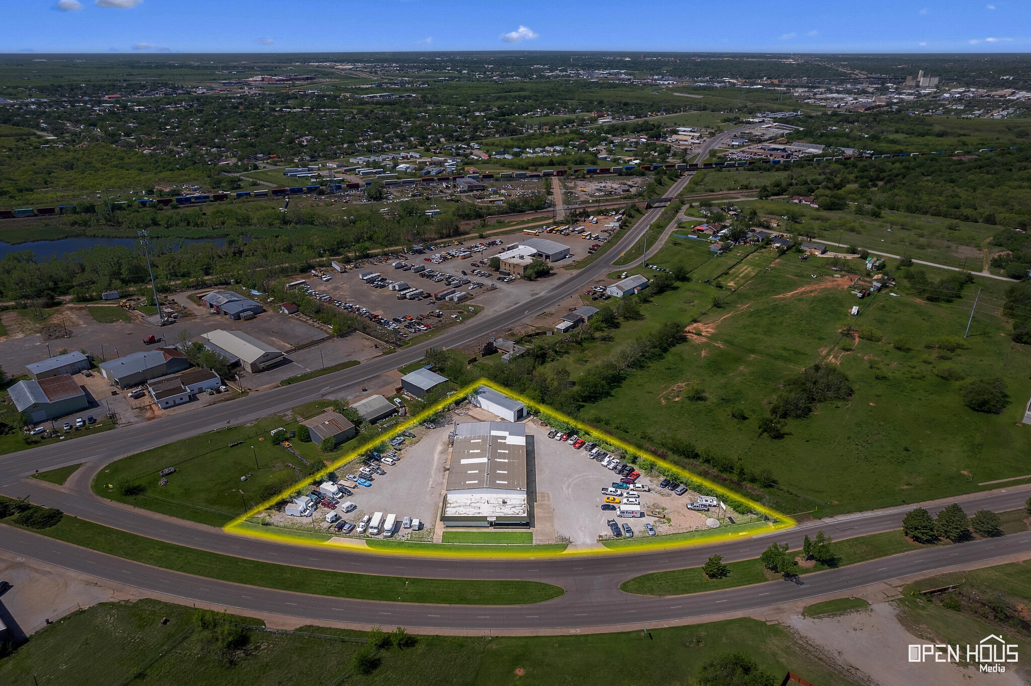 1841 Mlk Jr Blvd, Wichita Falls, TX for sale Primary Photo- Image 1 of 17