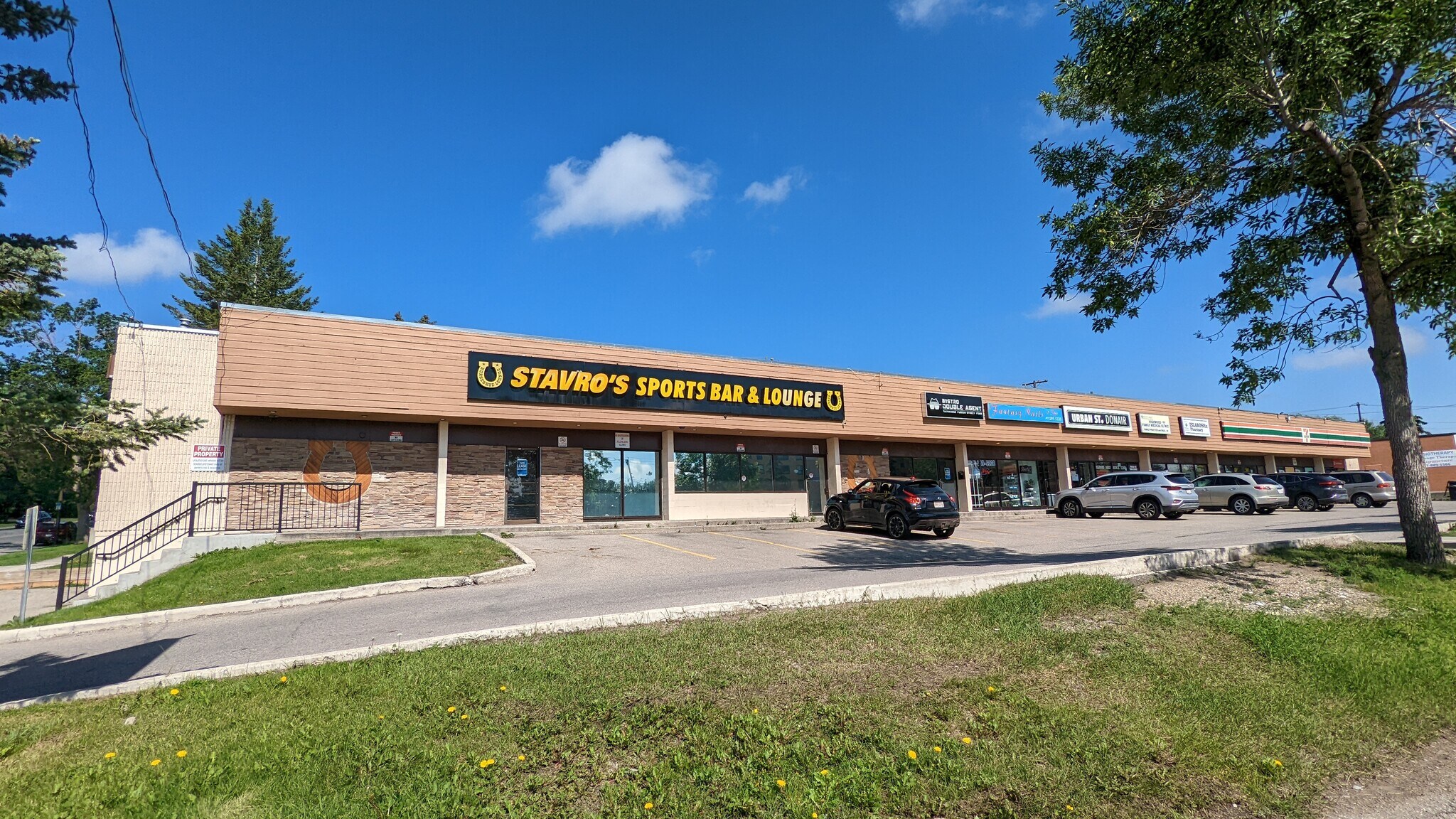 4105 4 St NW, Calgary, AB à vendre Photo du bâtiment- Image 1 de 1