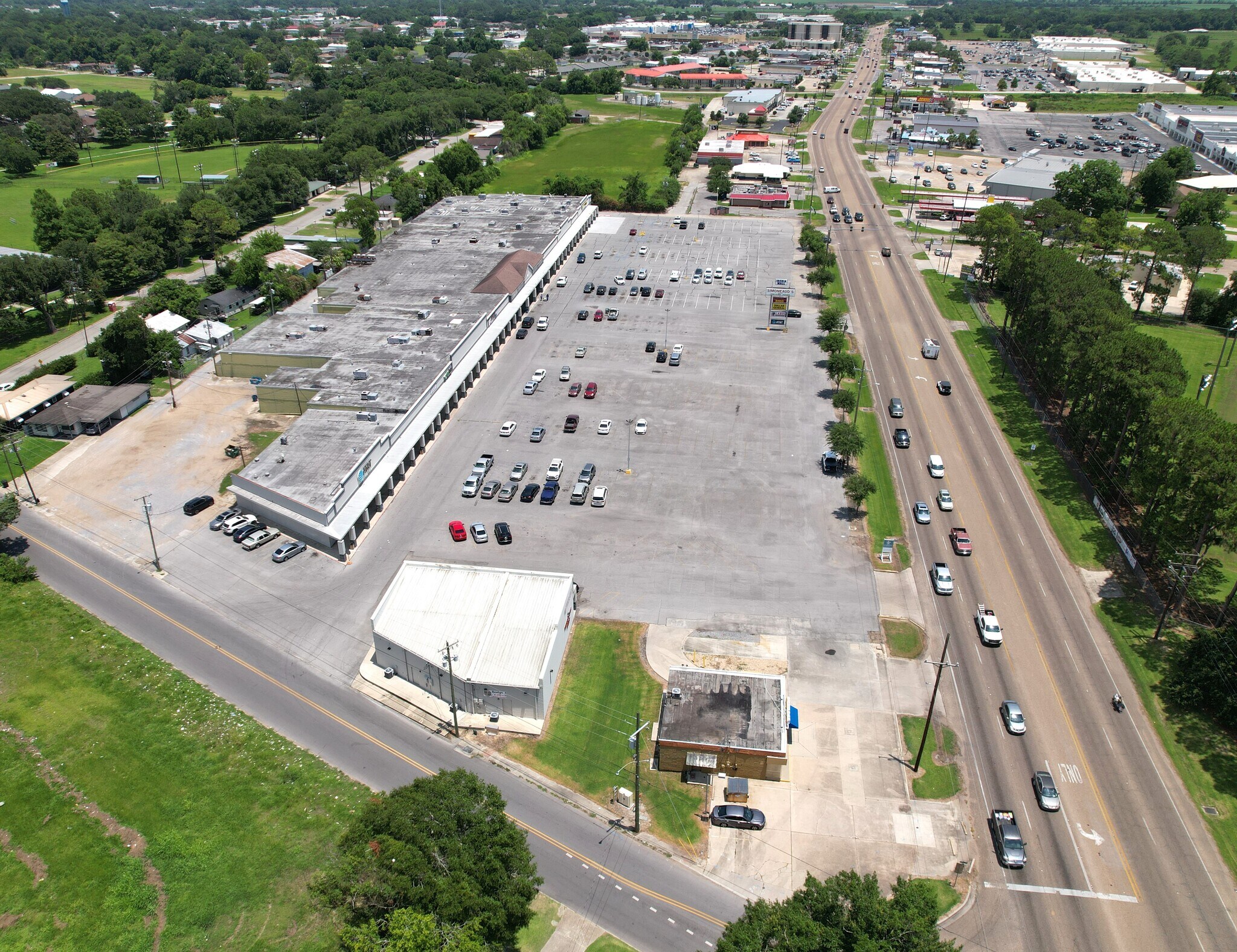 627 E Admiral Doyle Dr, New Iberia, LA for lease Aerial- Image 1 of 5