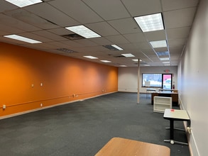 505 W Main St, Lowell, MI for lease Interior Photo- Image 1 of 4