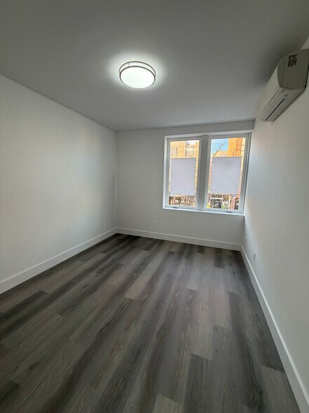 1918 Avenue M, Brooklyn, NY à louer - Photo du bâtiment - Image 2 de 10