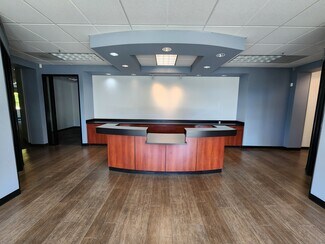 Plus de détails pour 3700 Hilborn Rd, Fairfield, CA - Bureau à vendre