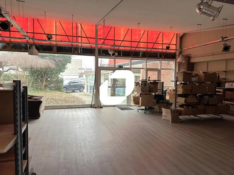 Office in VILLENEUVE-D'ASCQ for sale - Interior Photo - Image 2 of 7