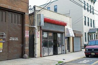 Plus de détails pour 706 7th St, Union City, NJ - Flex à vendre