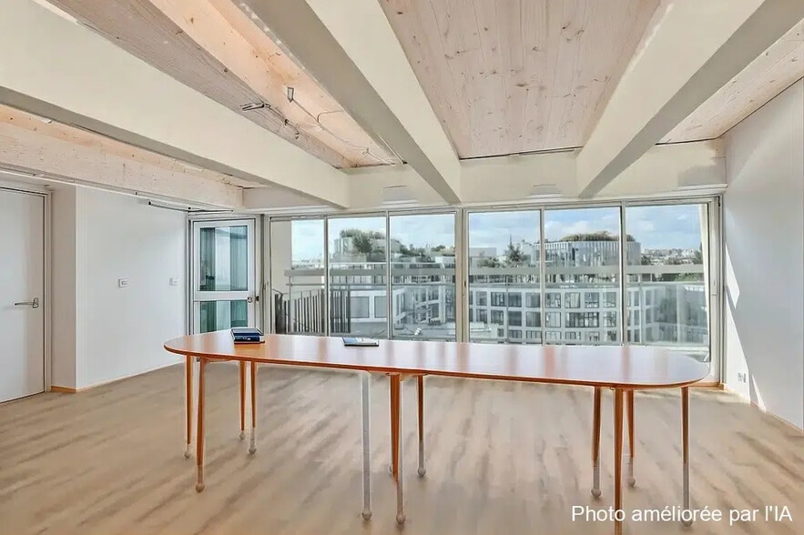 Office in Paris for lease - Building Photo - Image 2 of 10