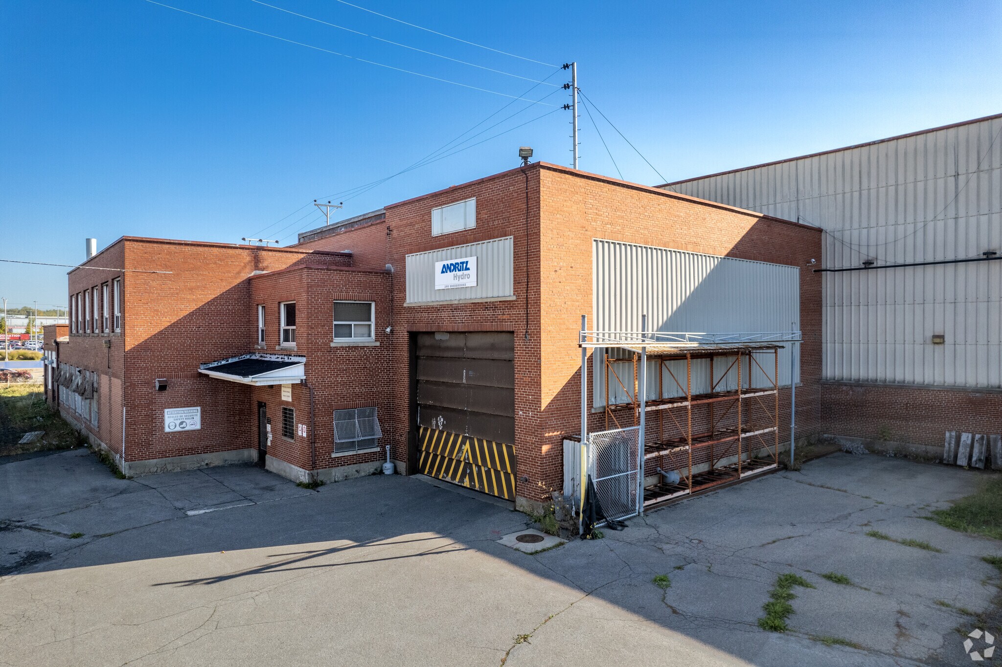 390 Rue Sherbrooke, Lachine, QC à vendre Photo du bâtiment- Image 1 de 1