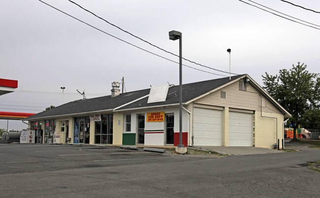 More details for 1709 Berryville Pike, Winchester, VA - Retail for Sale