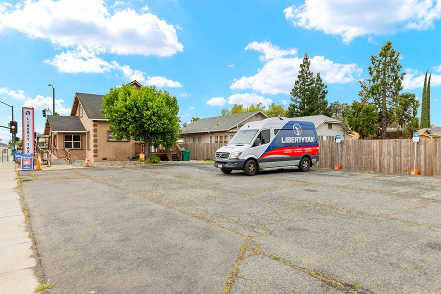 1639 Highway 99, Gridley, CA for sale - Building Photo - Image 2 of 5