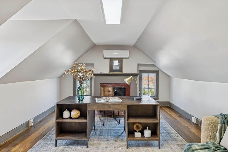 143 5th Ave S, Franklin, TN for lease - Interior Photo - Image 3 of 6