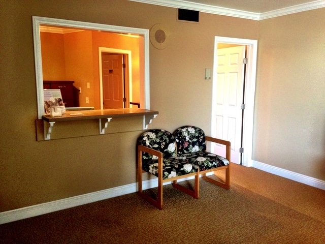 550-558 E Wardlow Rd, Long Beach, CA for sale - Lobby - Image 3 of 18