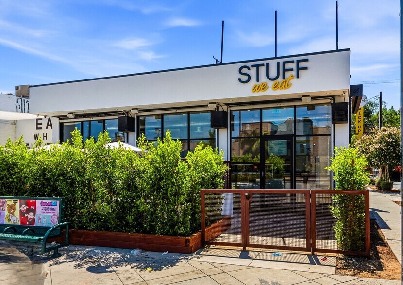465 N Fairfax Ave, Los Angeles, CA à louer - Photo principale - Image 1 de 43