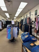 833 Wells Grove Rd, Franklin, NC à louer Photo intérieure- Image 1 de 1