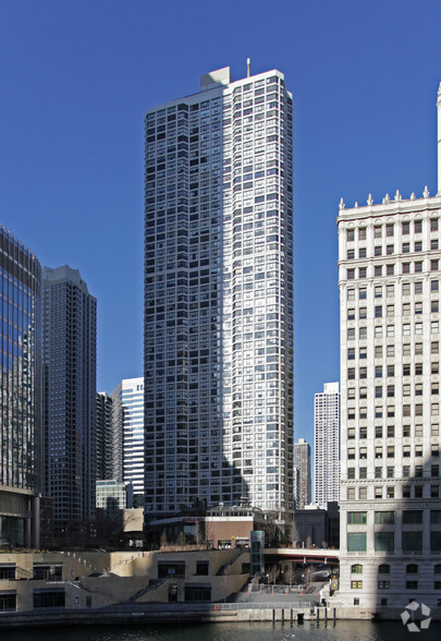 405 N Wabash Ave, Chicago, IL à louer - Photo du b timent - Image 3 de 26