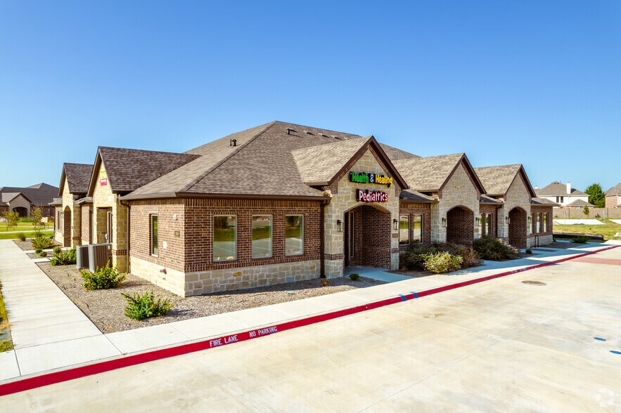 11655 Independence Pky, Frisco, TX à louer - Photo principale - Image 2 de 4