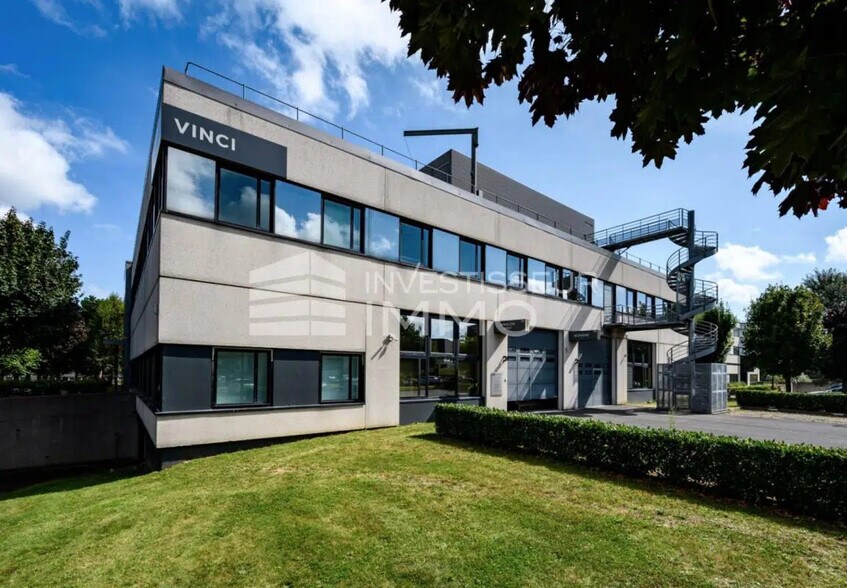 Bureau dans Antony à louer - Photo du bâtiment - Image 2 de 3