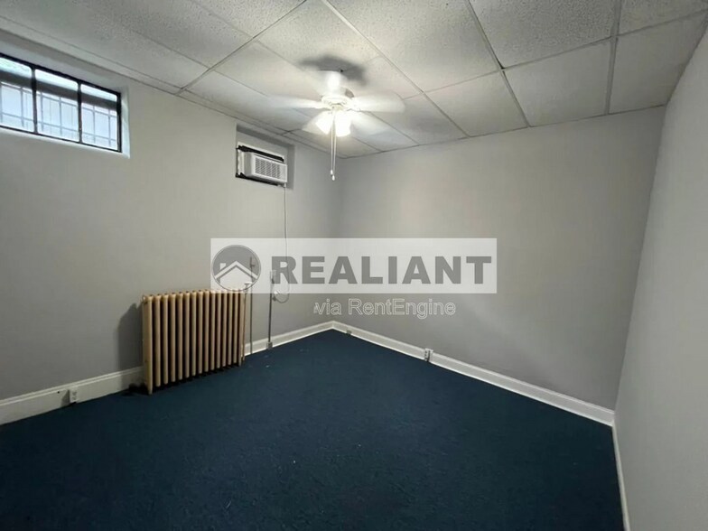 353-361 Taylor Ave, Bellevue, KY à louer - Photo intérieure - Image 3 de 10