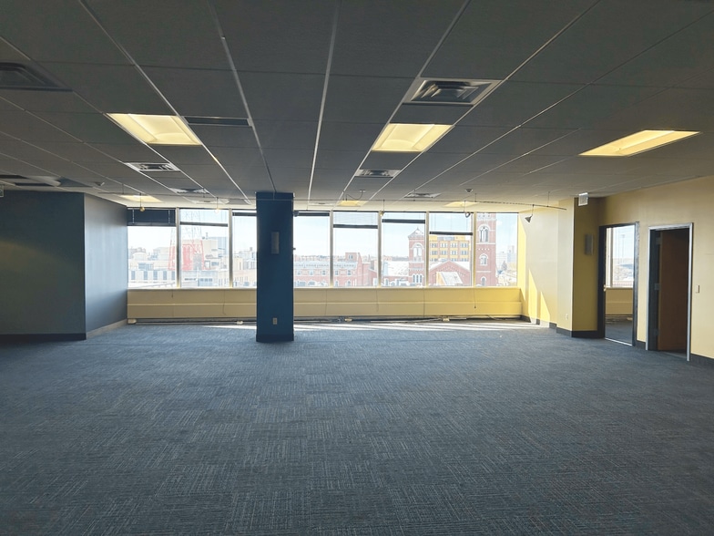 150 State St, Rochester, NY for lease - Interior Photo - Image 3 of 14
