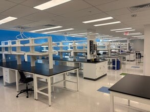 117 Kendrick St, Needham, MA for lease Interior Photo- Image 1 of 3