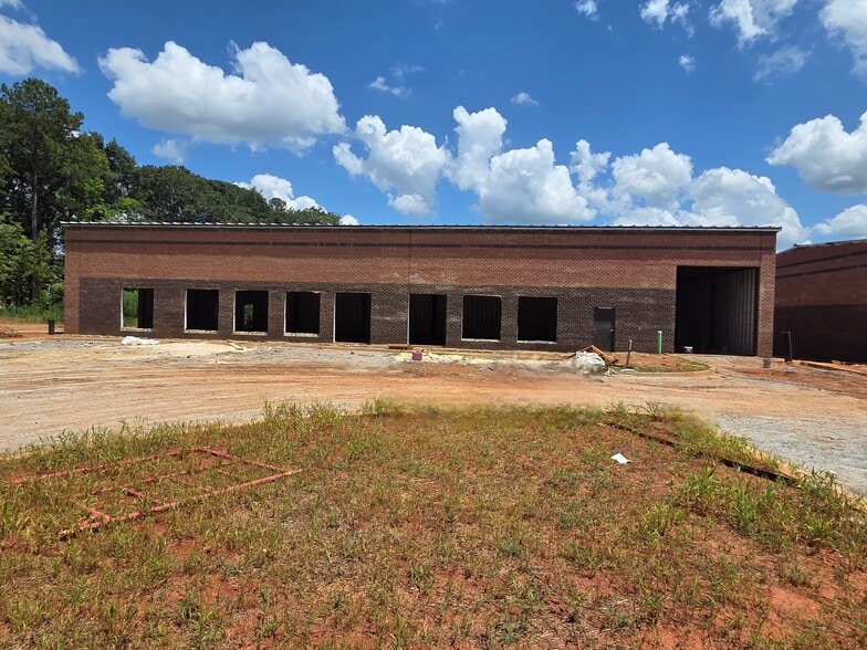 1052 Moreland Heights Rd, Watkinsville, GA for lease - Building Photo - Image 2 of 3