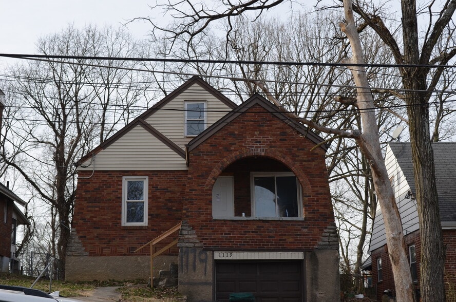 1119 Woodlawn Ave, Cincinnati, OH for sale - Primary Photo - Image 1 of 1