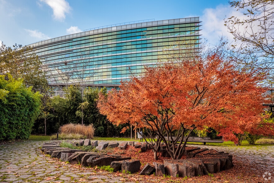 3 Rue Joseph Monier, Rueil-Malmaison for lease - Building Photo - Image 3 of 19