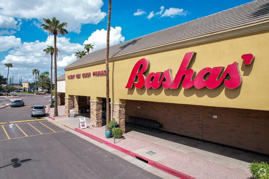 4855 E Warner Rd, Phoenix, AZ à louer - Photo du bâtiment - Image 1 de 10