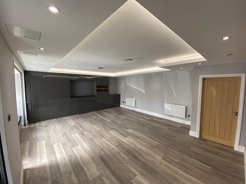 4 Bentinck Rd, Newcastle Upon Tyne à louer - Photo du bâtiment - Image 3 de 9