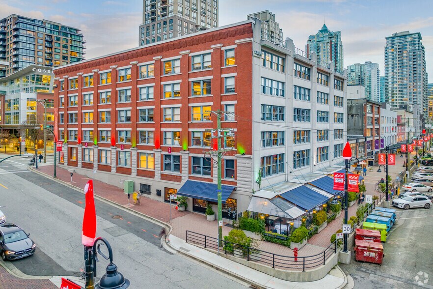1088-1096 Homer St, Vancouver, BC à louer - Photo du bâtiment - Image 3 de 9