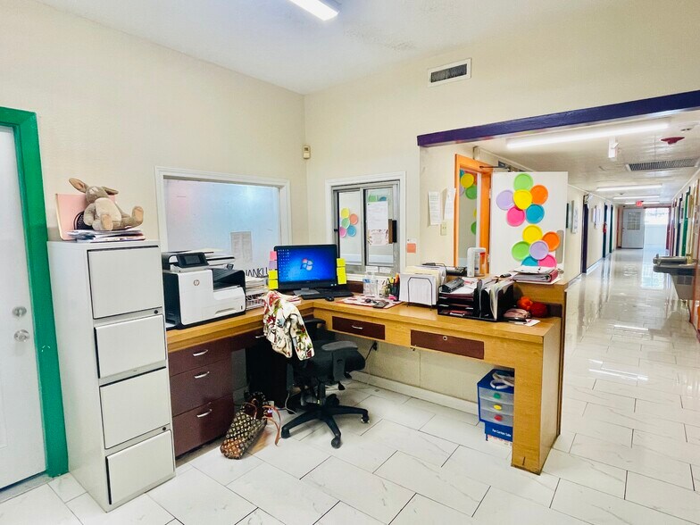 7338 McHenry St, Houston, TX à vendre - Photo du bâtiment - Image 3 de 22