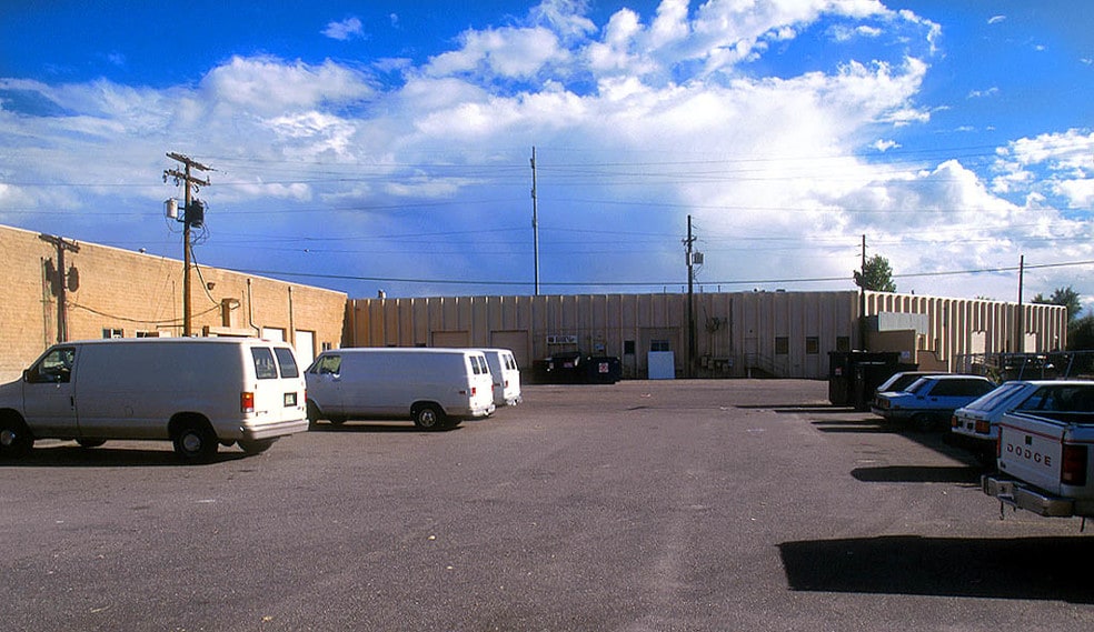 4900-4950 E Asbury Ave, Denver, CO for lease - Building Photo - Image 3 of 5