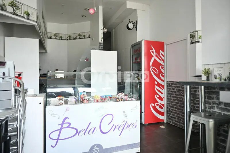 Retail in Lyon for lease - Interior Photo - Image 3 of 6