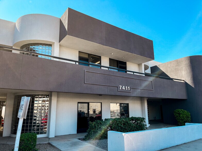 7411 E 6th Ave, Scottsdale, AZ à louer - Photo du bâtiment - Image 1 de 2