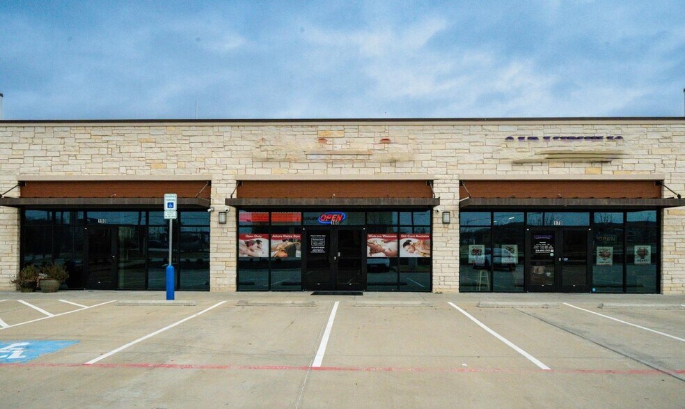 25691 Smotherman Rd, Frisco, TX à vendre - Photo du bâtiment - Image 2 de 11