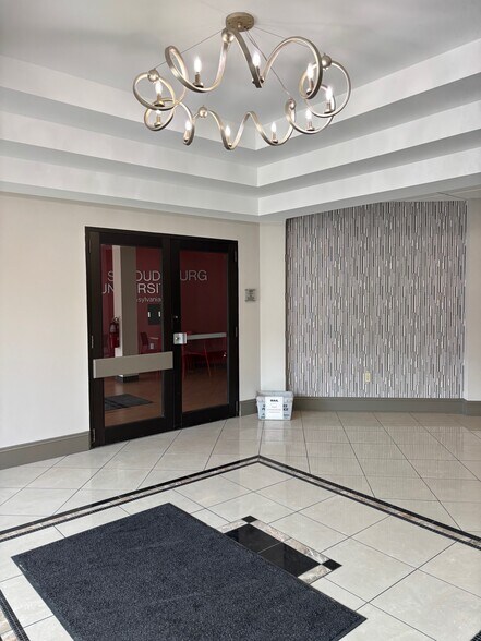 60 W Broad St, Bethlehem, PA à louer - Photo du bâtiment - Image 2 de 12