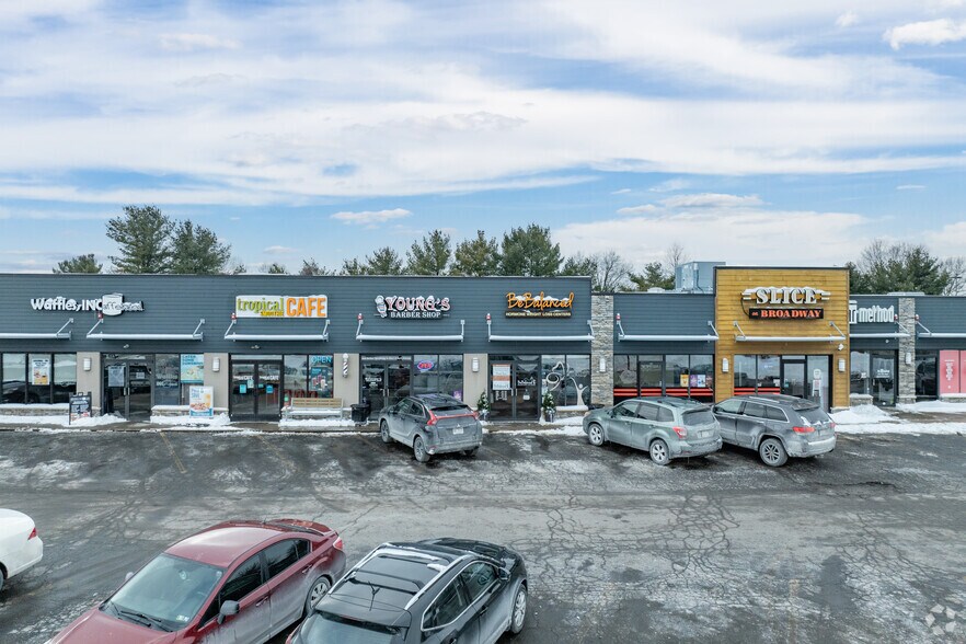 10339 Perry Hwy, Wexford, PA à louer - Photo du bâtiment - Image 3 de 5