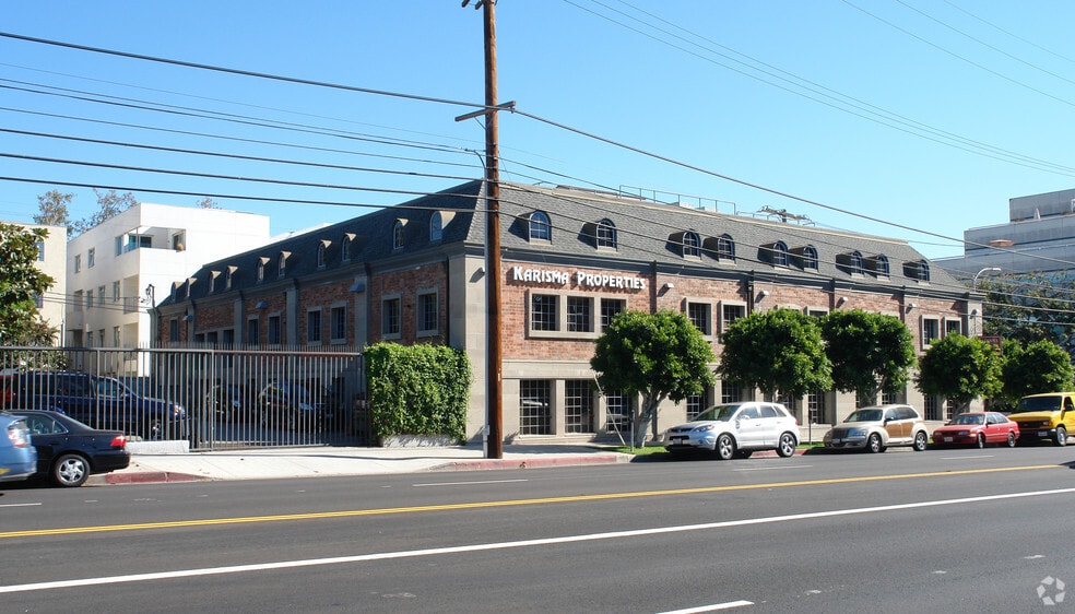 1554 S Sepulveda Blvd, Los Angeles, CA à louer - Photo du bâtiment - Image 3 de 29