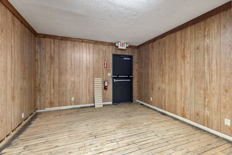 40648 Hwy290 Business, Waller, TX for sale - Building Photo - Image 3 of 34