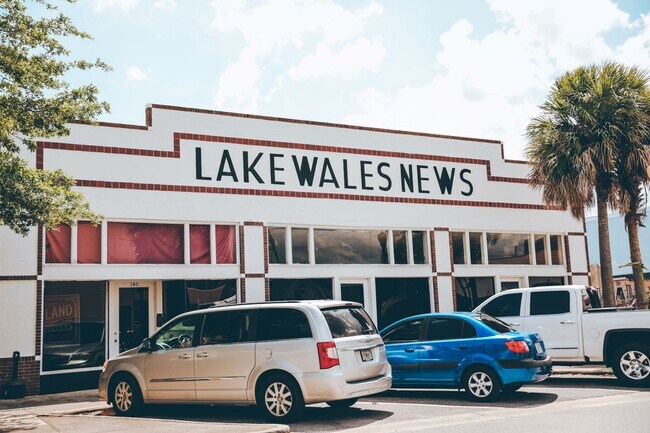 More details for 140 E Stuart Ave, Lake Wales, FL - Office/Retail for Lease