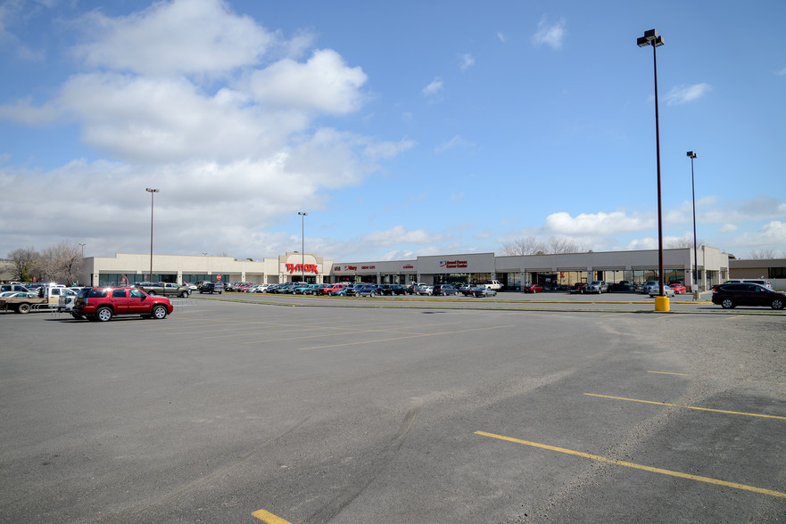 2545 Central Ave, Billings, MT for lease - Building Photo - Image 3 of 20