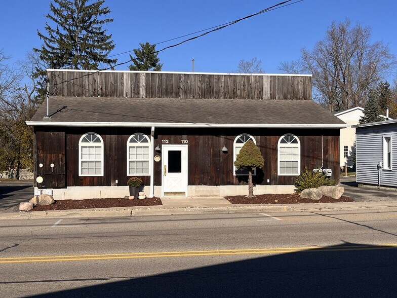 110-112 S Bridge St, Dimondale, MI for sale - Building Photo - Image 1 of 13