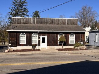 Plus de détails pour 110-112 S Bridge St, Dimondale, MI - Bureau/Local commercial à louer