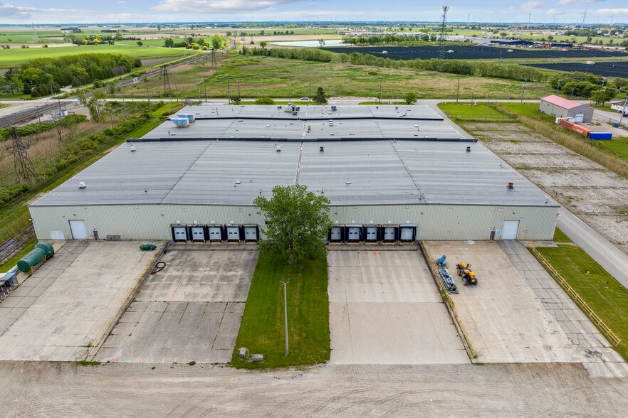 189 Queen St N, Chatham-Kent, ON à louer - Photo du bâtiment - Image 2 de 11