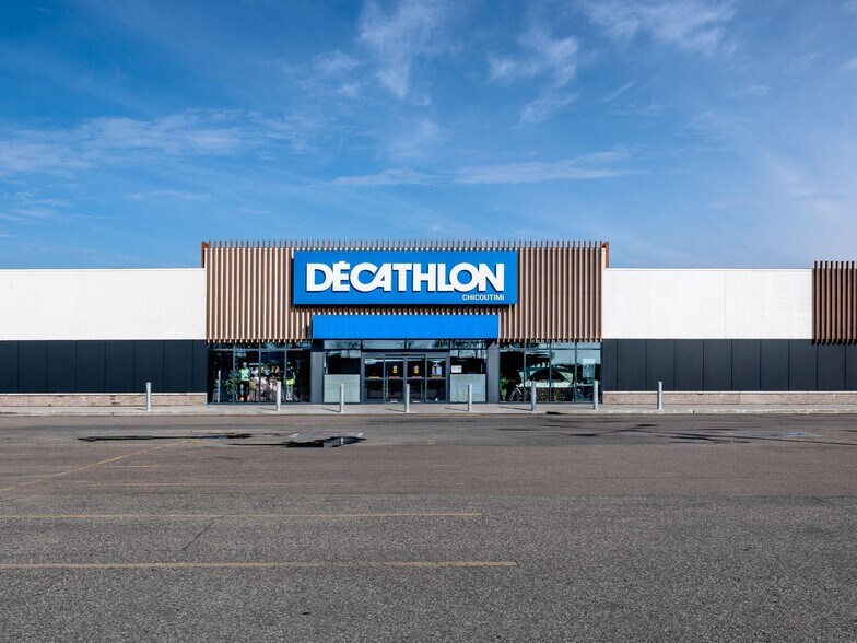 1324 Boul Talbot, Chicoutimi, QC à louer - Photo du bâtiment - Image 2 de 7
