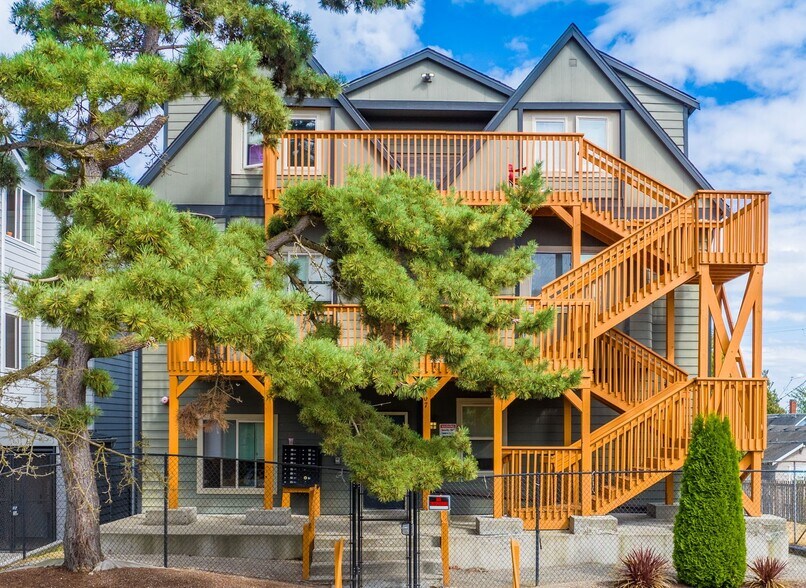 707-709 S I St, Tacoma, WA à vendre - Photo du bâtiment - Image 3 de 13