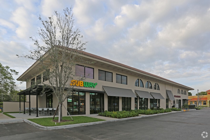 660 W Linton Blvd, Delray Beach, FL for lease - Building Photo - Image 2 of 8