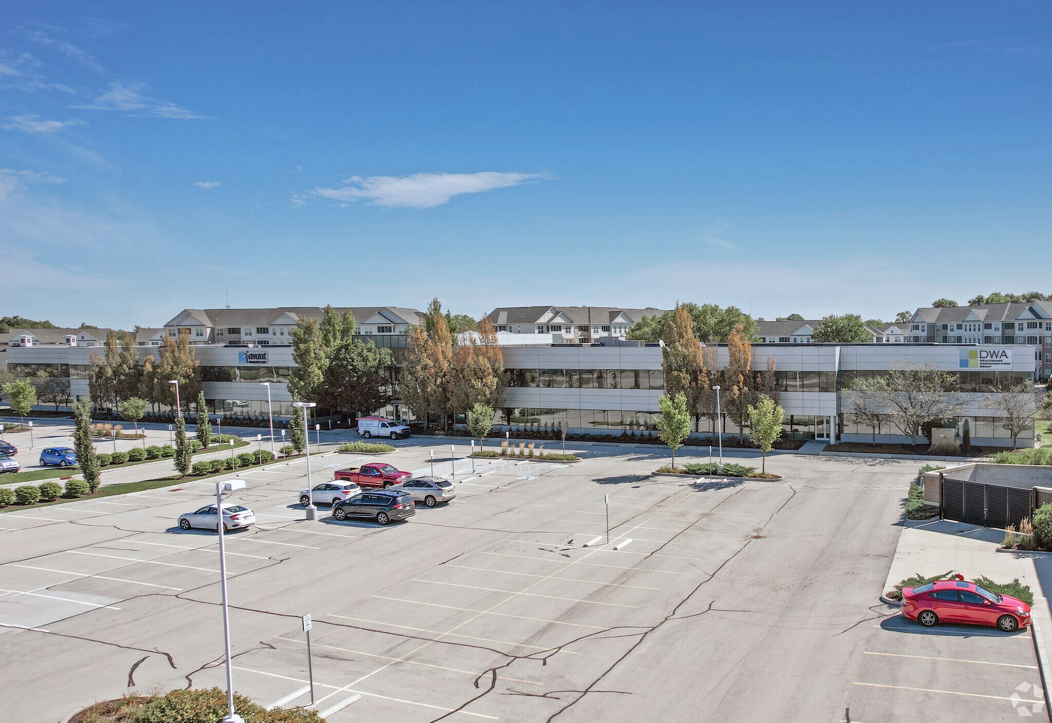 630 W Carmel Dr, Carmel, IN à louer Photo principale- Image 1 de 34