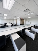 1 Overlook Pt, Lincolnshire, IL for lease Interior Photo- Image 1 of 2