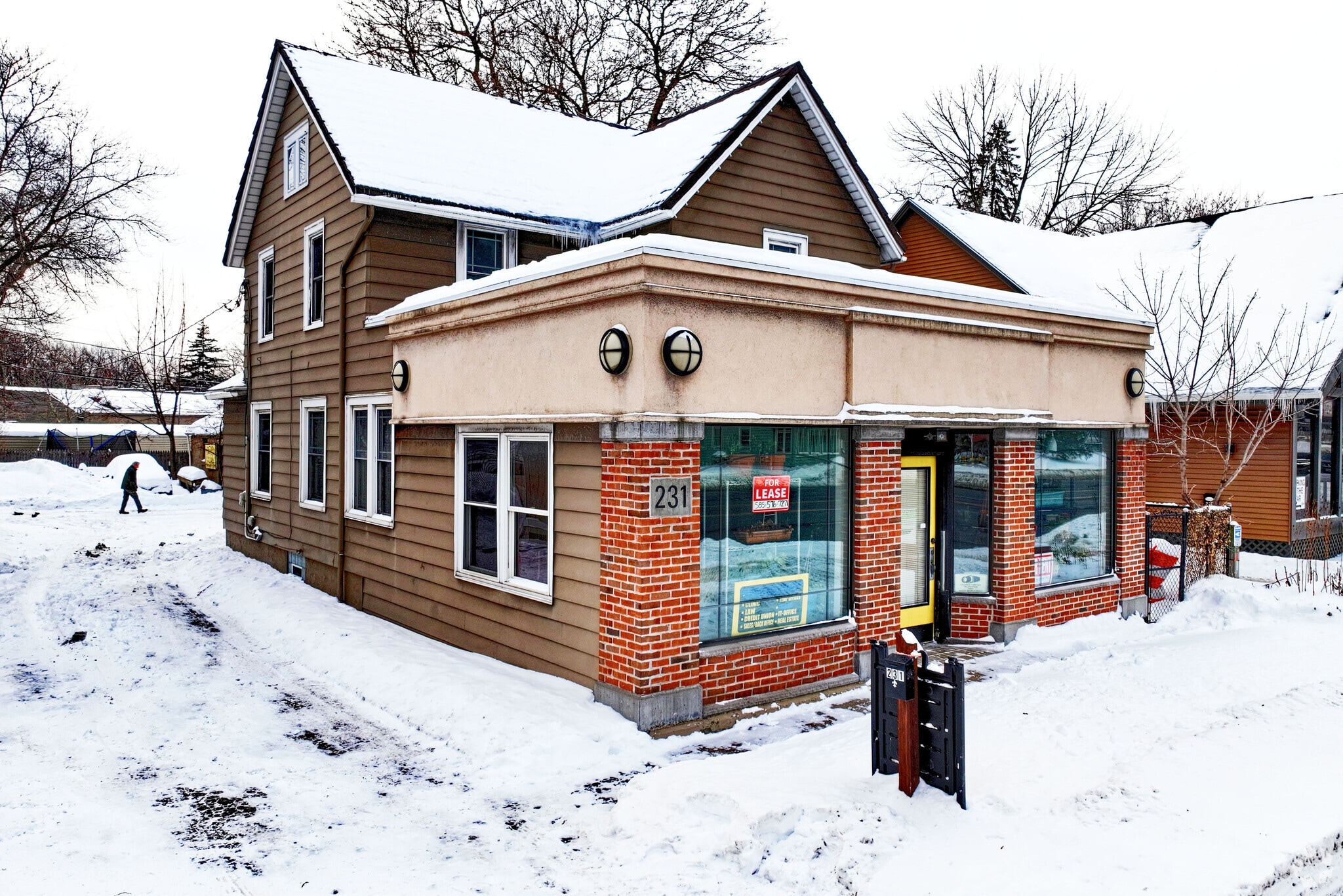 231 W Ridge Rd, Rochester, NY for lease Primary Photo- Image 1 of 6